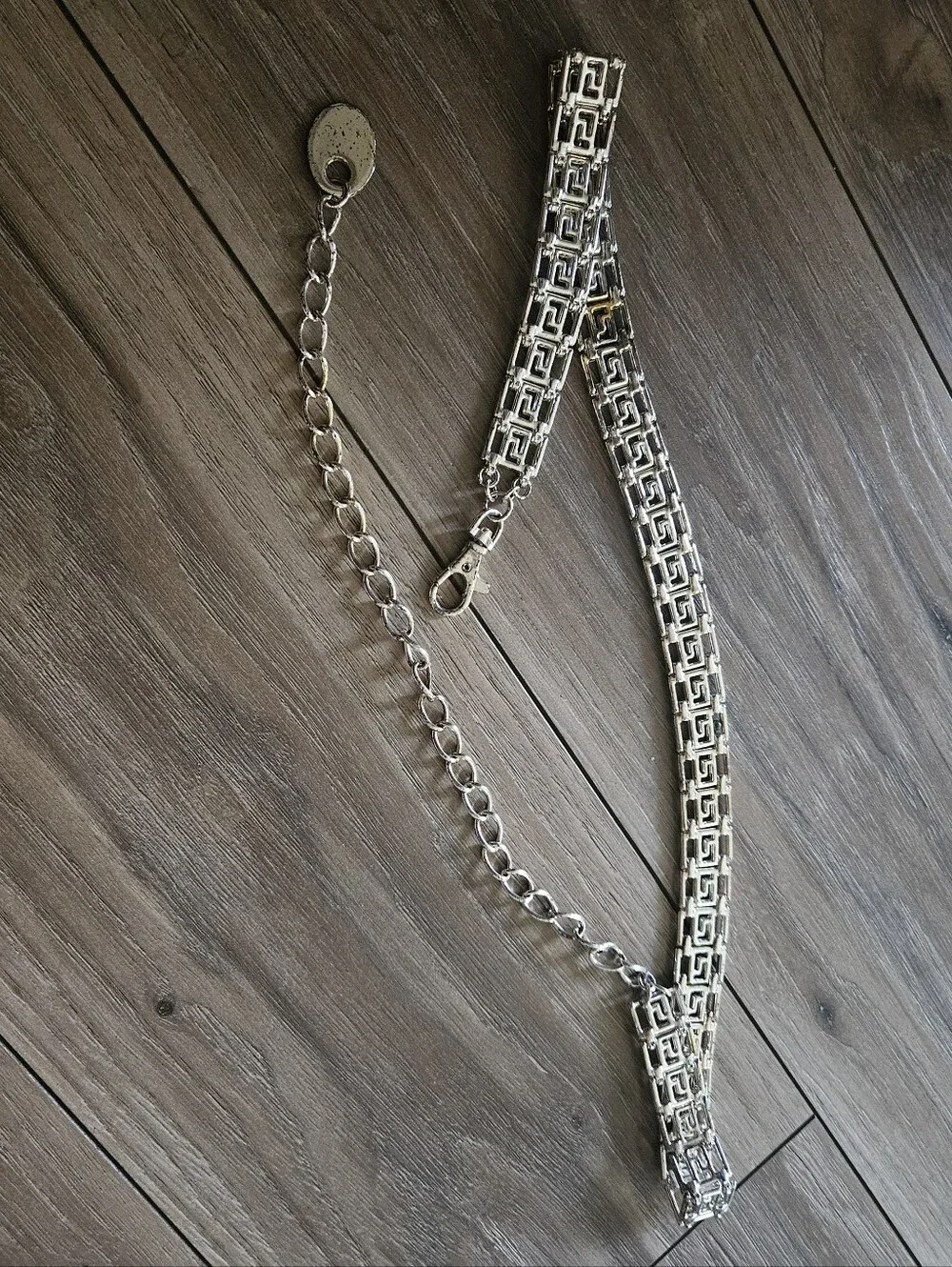 Silver Chain Link Women’s Belt - Fashion Accessory